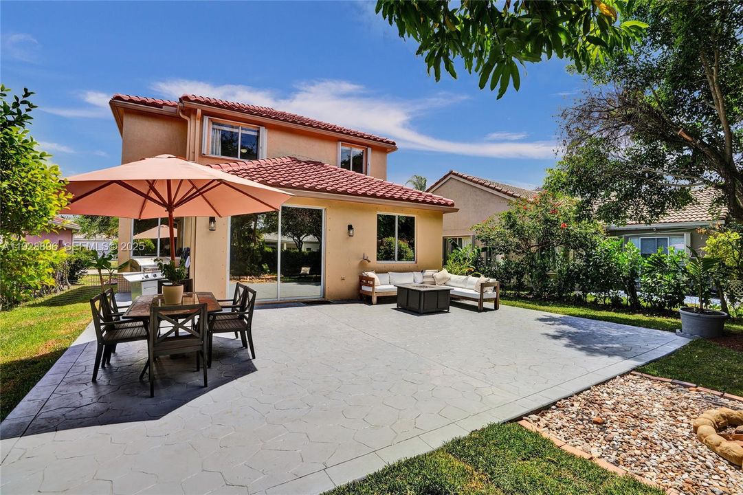 For Rent: $4,800 (4 beds, 2 baths, 1802 Square Feet)