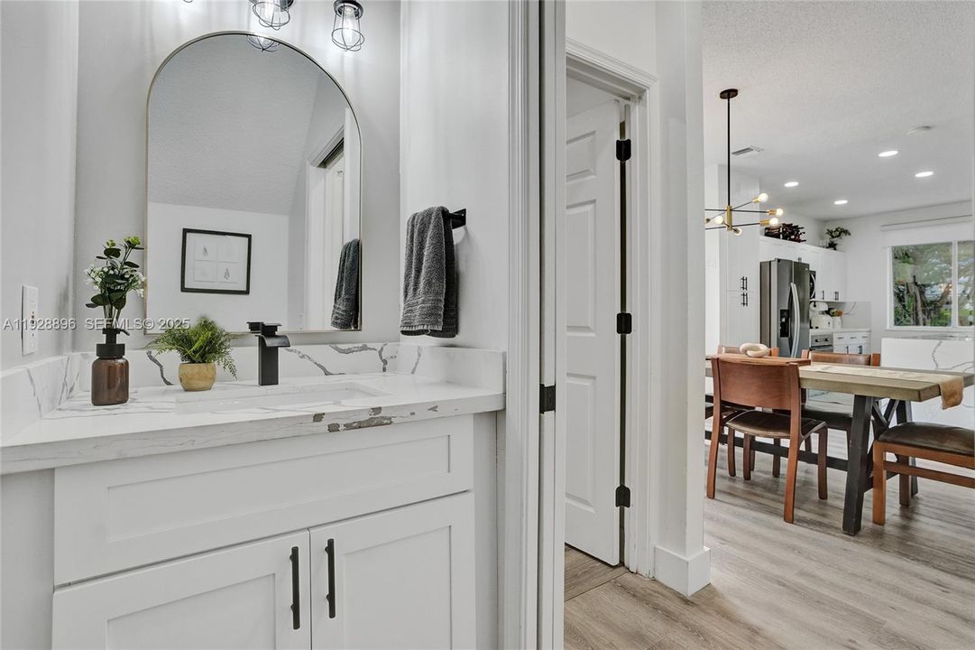 For Rent: $4,800 (4 beds, 2 baths, 1802 Square Feet)