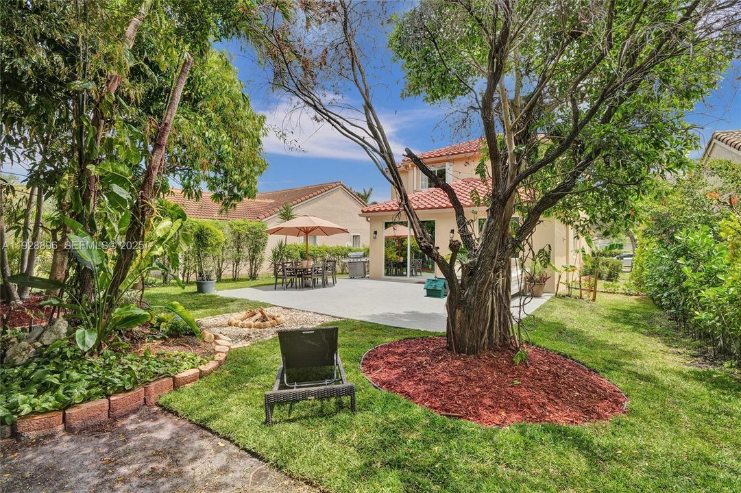 For Rent: $4,800 (4 beds, 2 baths, 1802 Square Feet)