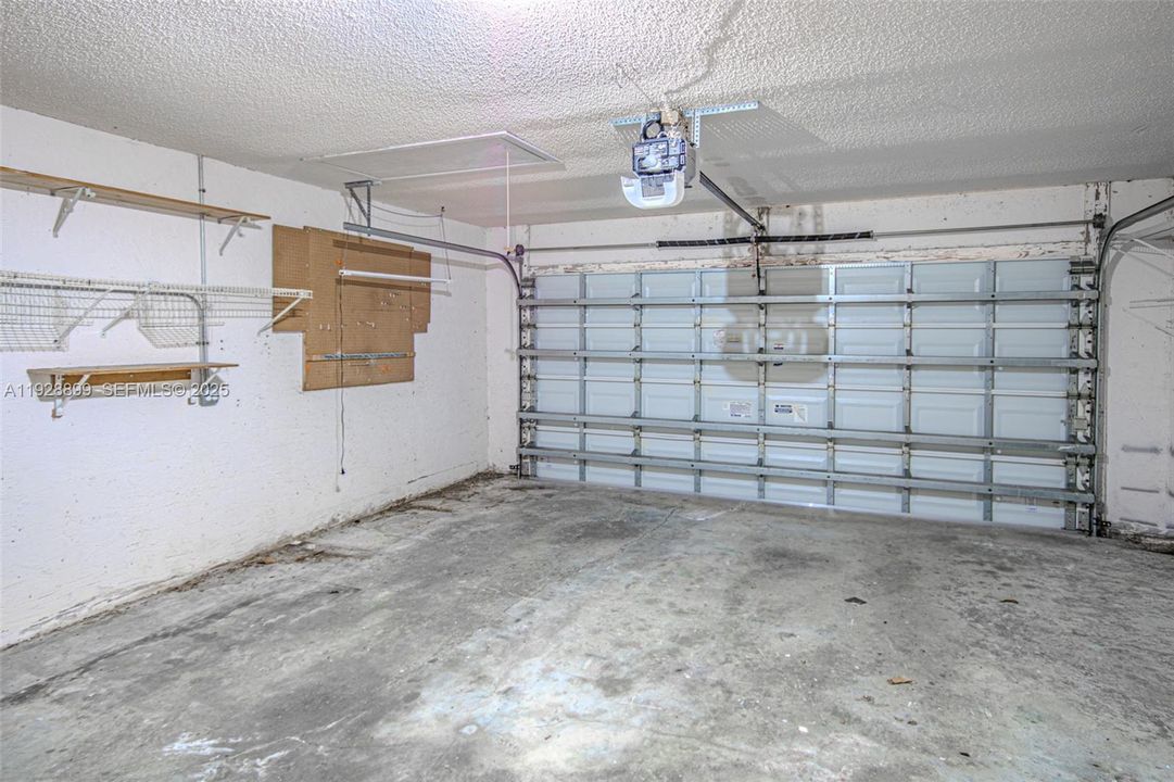 For Sale: $580,000 (3 beds, 2 baths, 1584 Square Feet)