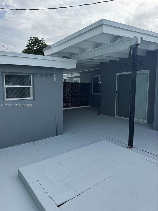 В аренду: $3,500 (3 спален, 2 ванн, 1929 Квадратных фут)