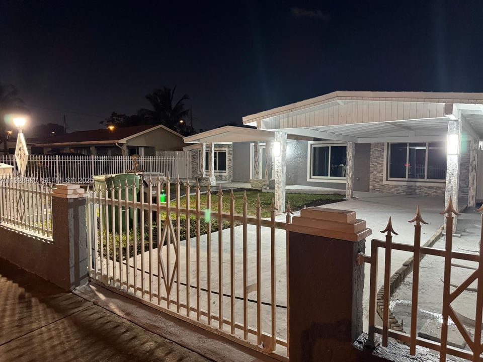 В аренду: $3,500 (3 спален, 2 ванн, 1929 Квадратных фут)