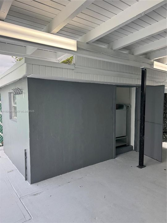 В аренду: $3,500 (3 спален, 2 ванн, 1929 Квадратных фут)