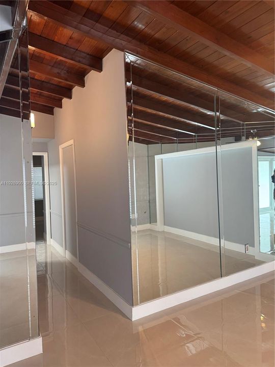 В аренду: $3,500 (3 спален, 2 ванн, 1929 Квадратных фут)