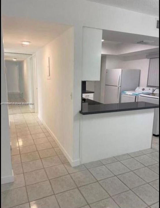 В аренду: $2,400 (2 спален, 2 ванн, 1194 Квадратных фут)