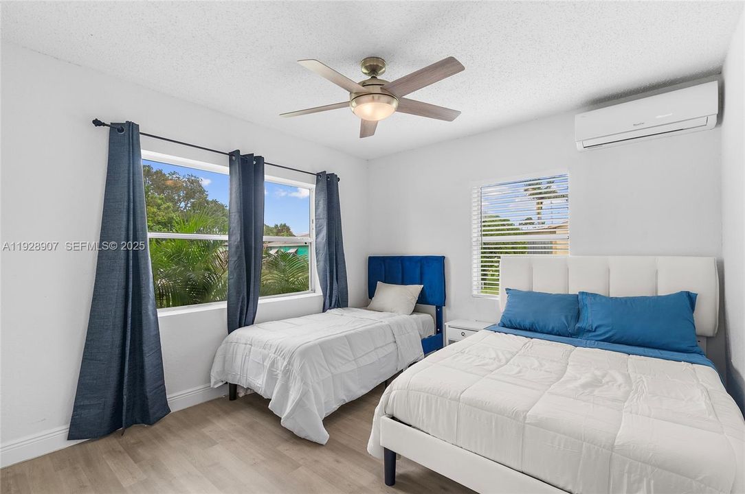 待售: $239,900 (3 贝兹, 1 浴室, 1110 平方英尺)