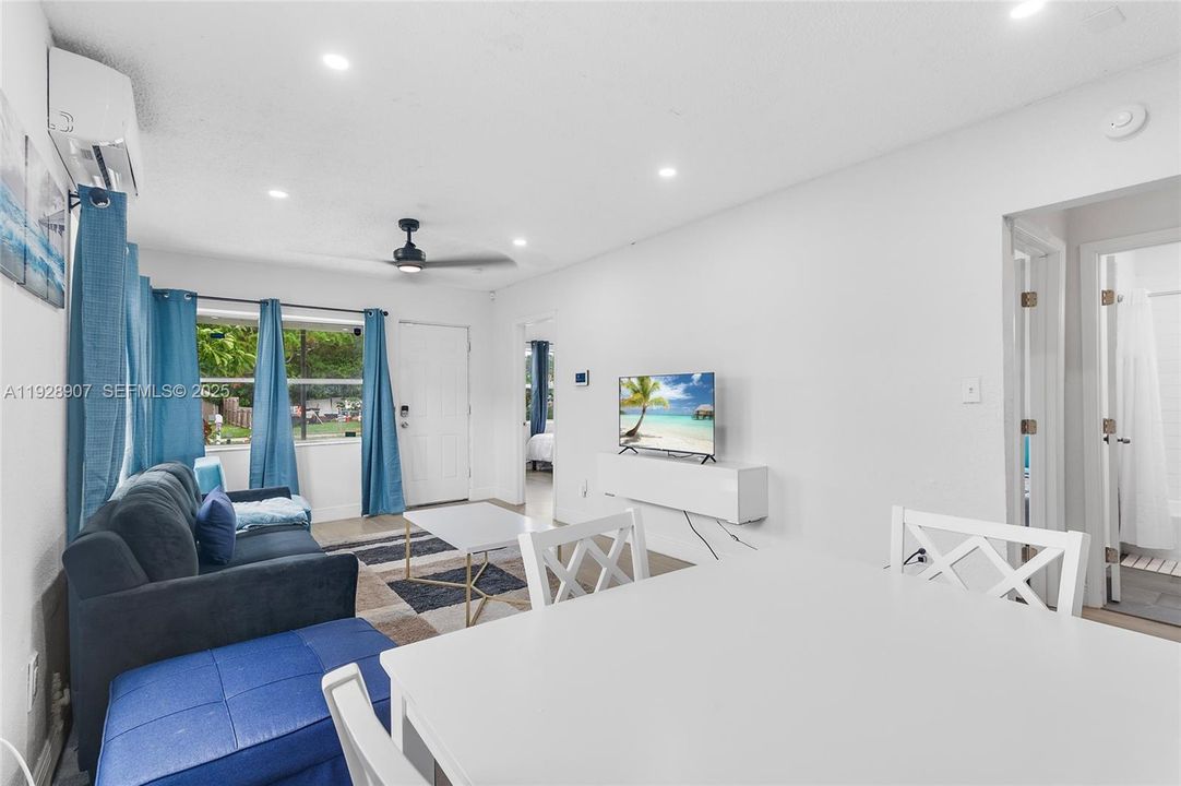 待售: $239,900 (3 贝兹, 1 浴室, 1110 平方英尺)