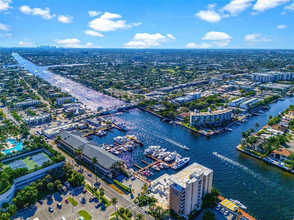 For Sale: $489,900 (2 beds, 2 baths, 1450 Square Feet)