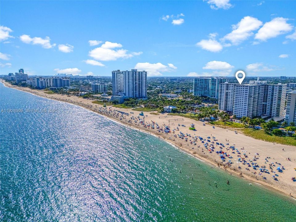 For Sale: $489,900 (2 beds, 2 baths, 1450 Square Feet)