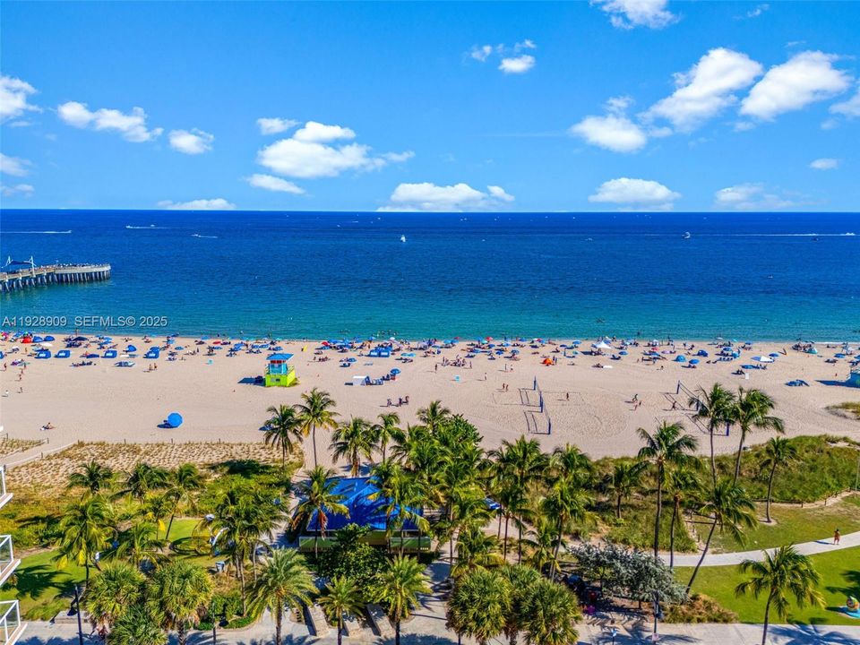 For Sale: $489,900 (2 beds, 2 baths, 1450 Square Feet)