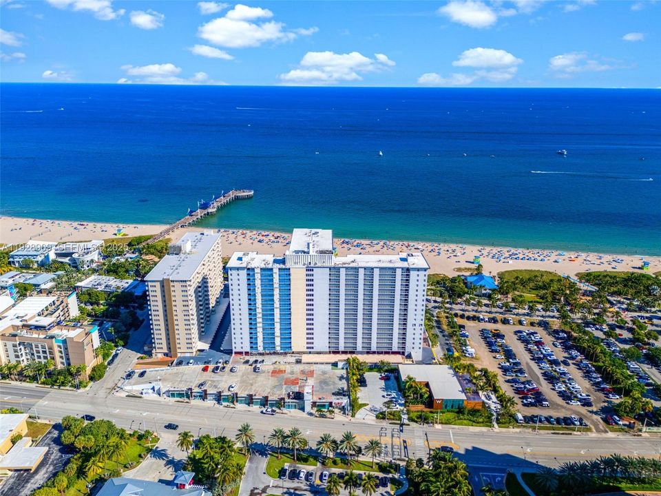 For Sale: $489,900 (2 beds, 2 baths, 1450 Square Feet)