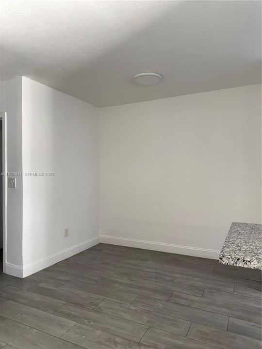 For Rent: $1,600 (1 beds, 1 baths, 0 Square Feet)