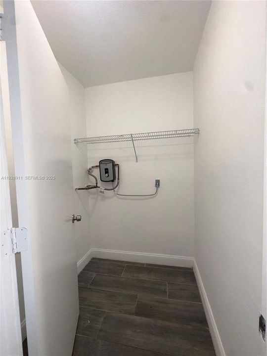 For Rent: $1,600 (1 beds, 1 baths, 0 Square Feet)