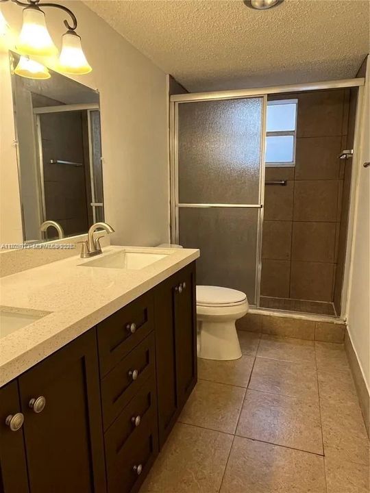 For Rent: $2,050 (2 beds, 2 baths, 1260 Square Feet)
