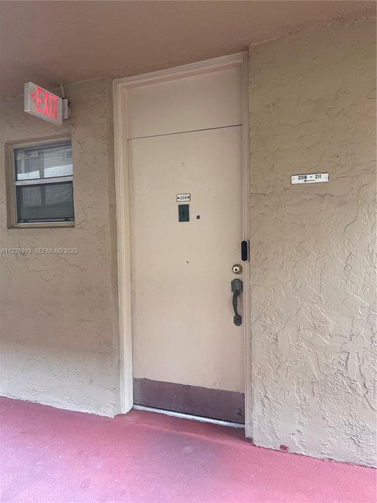 For Rent: $2,050 (2 beds, 2 baths, 1260 Square Feet)