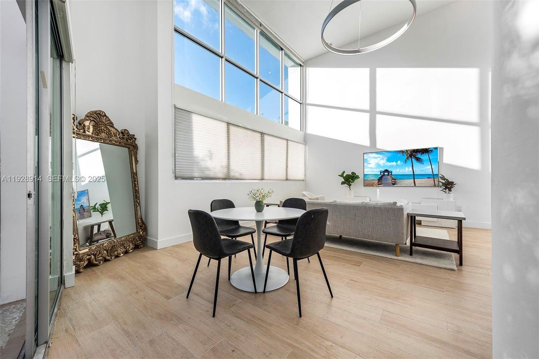 For Rent: $7,000 (2 beds, 2 baths, 1267 Square Feet)