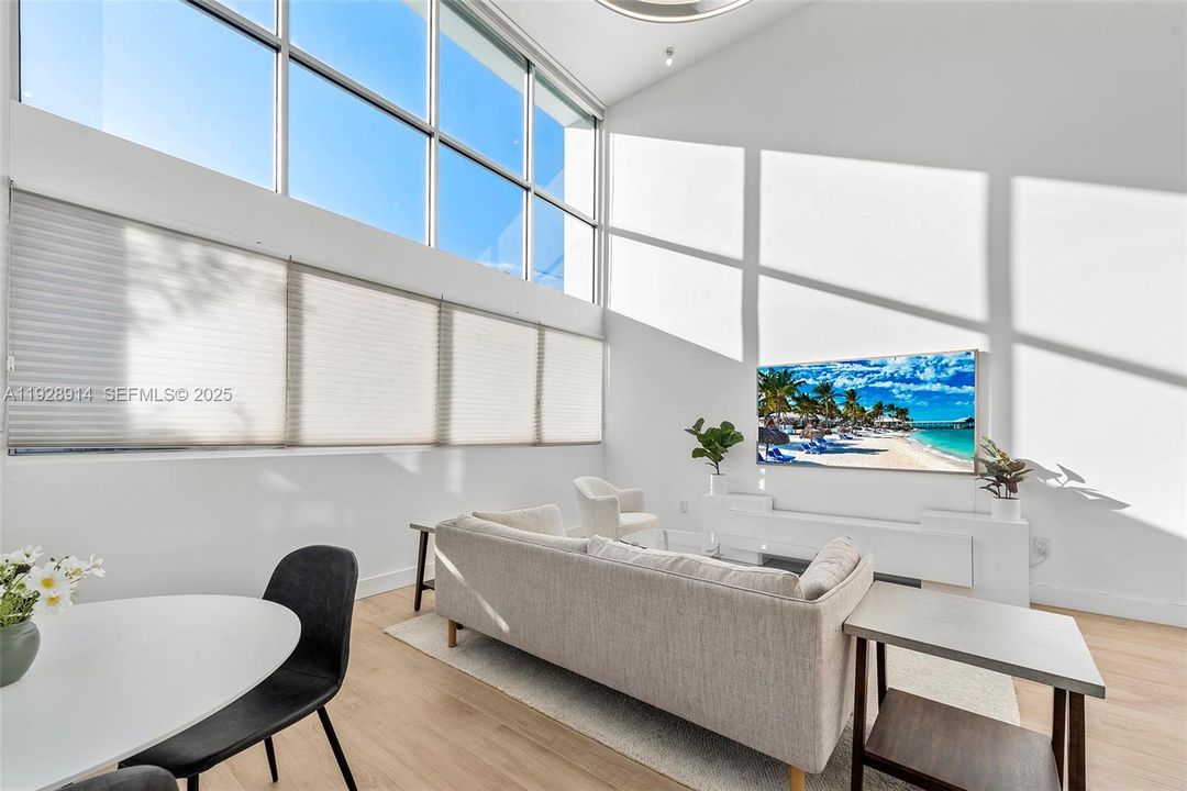 For Rent: $7,000 (2 beds, 2 baths, 1267 Square Feet)