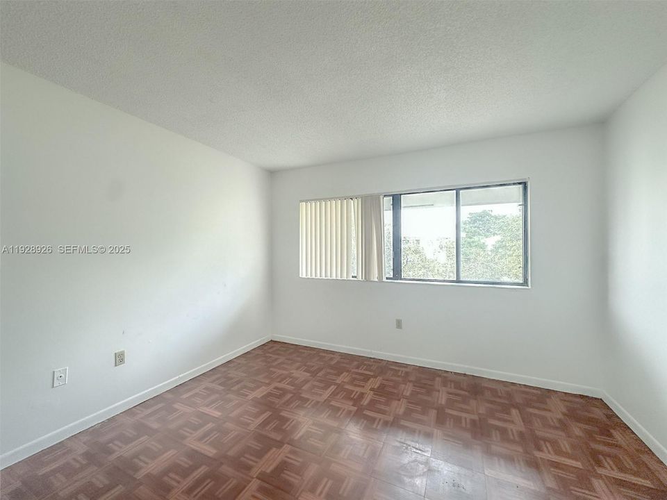For Rent: $1,890 (2 beds, 2 baths, 858 Square Feet)