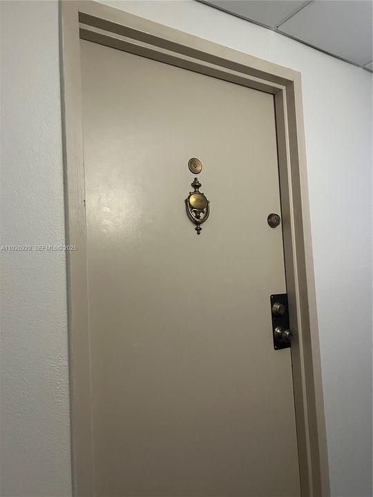 На продажу: $530,000 (2 спален, 2 ванн, 1030 Квадратных фут)