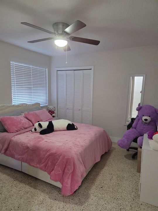 В аренду: $4,100 (4 спален, 2 ванн, 2284 Квадратных фут)