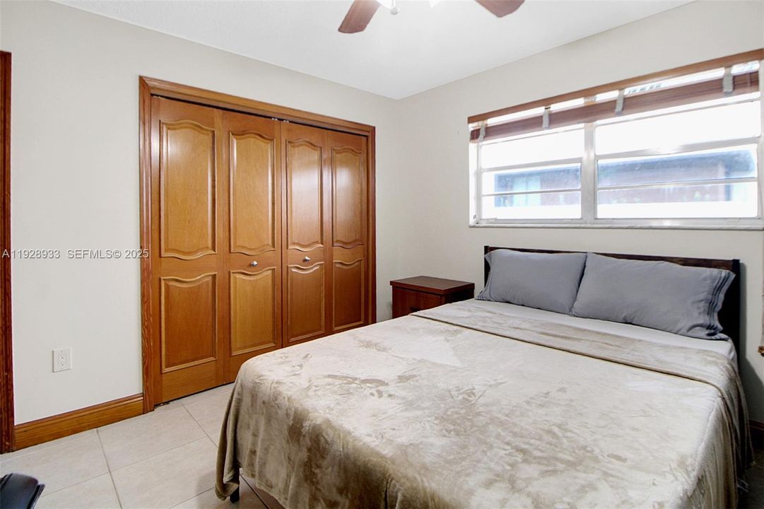 En Venta: $1,999,999 (5 camas, 4 baños, 4202 Pies cuadrados)