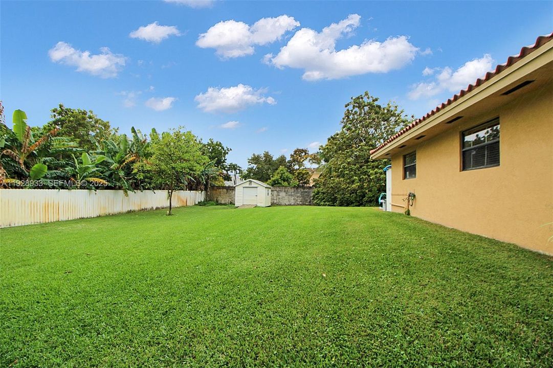 En Venta: $1,999,999 (5 camas, 4 baños, 4202 Pies cuadrados)