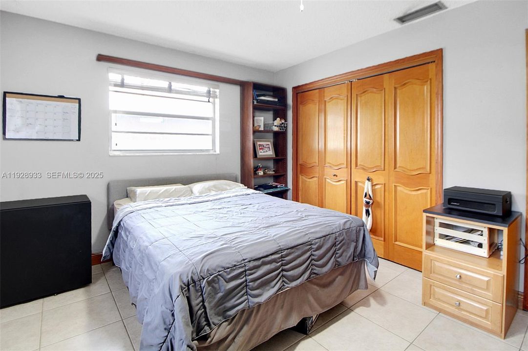 En Venta: $1,999,999 (5 camas, 4 baños, 4202 Pies cuadrados)