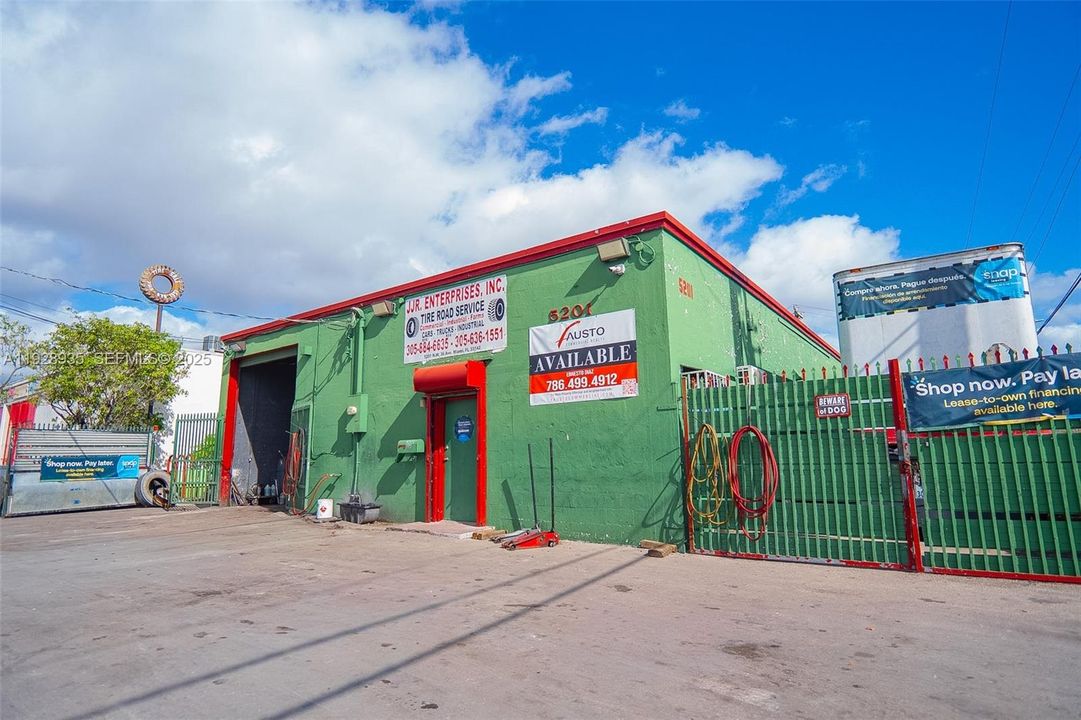 待售: $1,000,000 (0 贝兹, 0 浴室, 0 平方英尺)