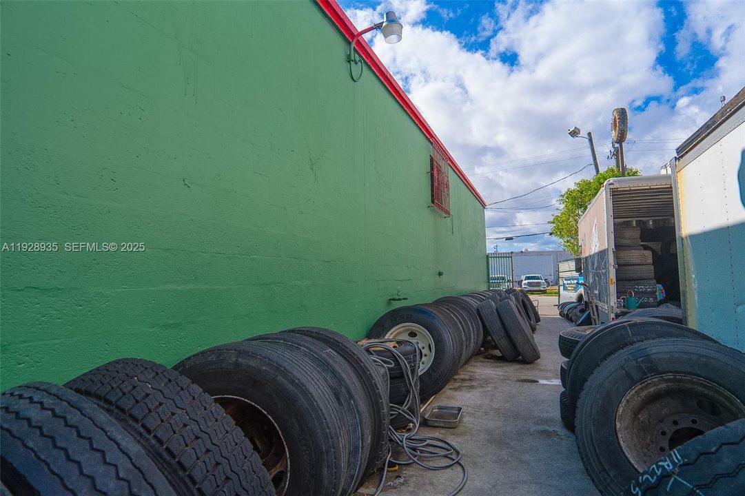 待售: $1,000,000 (0 贝兹, 0 浴室, 0 平方英尺)