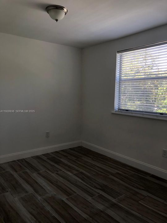 В аренду: $2,999 (2 спален, 1 ванн, 665 Квадратных фут)