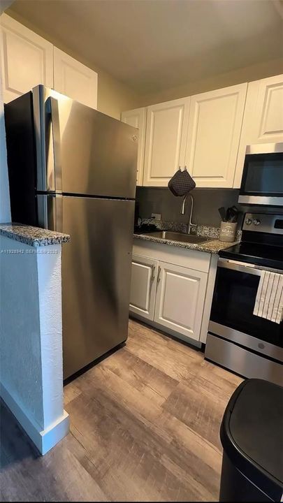 For Sale: $200,000 (0 beds, 1 baths, 448 Square Feet)