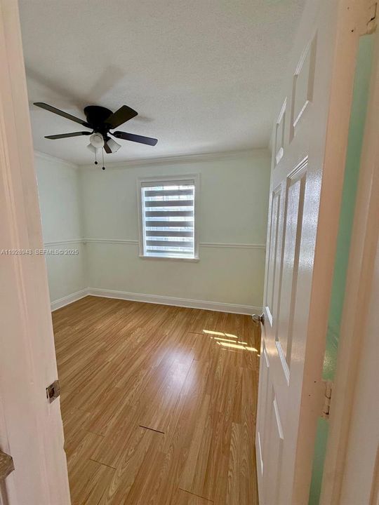 For Rent: $1,800 (1 beds, 1 baths, 450 Square Feet)
