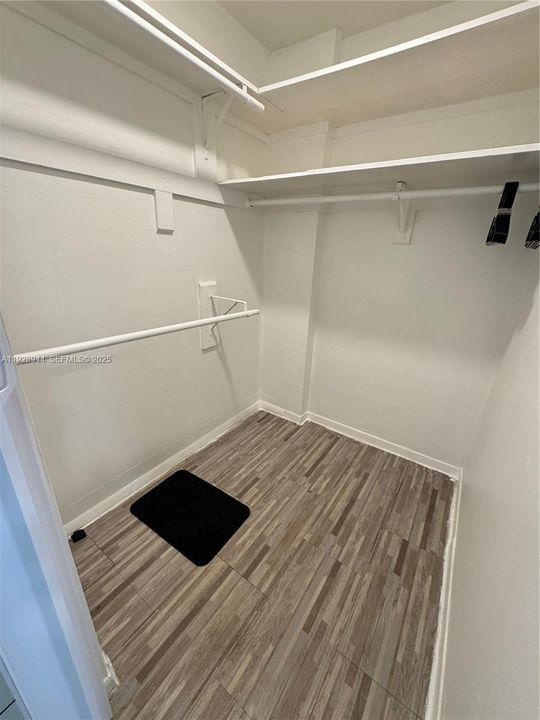 For Rent: $1,550 (0 beds, 1 baths, 576 Square Feet)