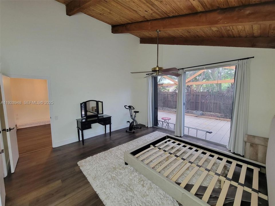 На продажу: $459,000 (2 спален, 2 ванн, 1080 Квадратных фут)