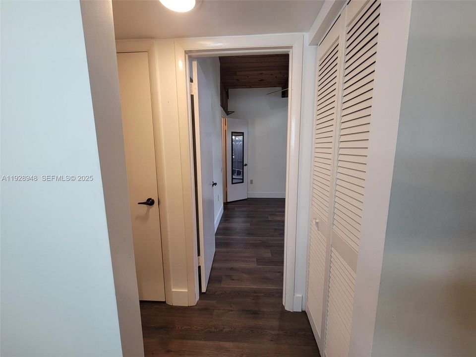 На продажу: $459,000 (2 спален, 2 ванн, 1080 Квадратных фут)