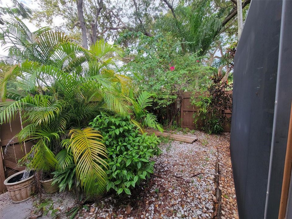 На продажу: $459,000 (2 спален, 2 ванн, 1080 Квадратных фут)