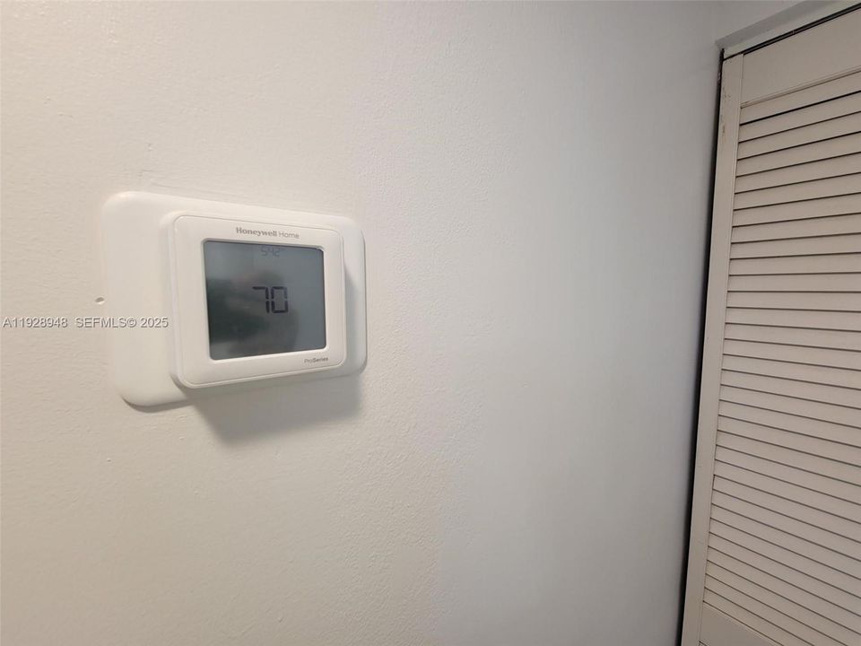 На продажу: $459,000 (2 спален, 2 ванн, 1080 Квадратных фут)