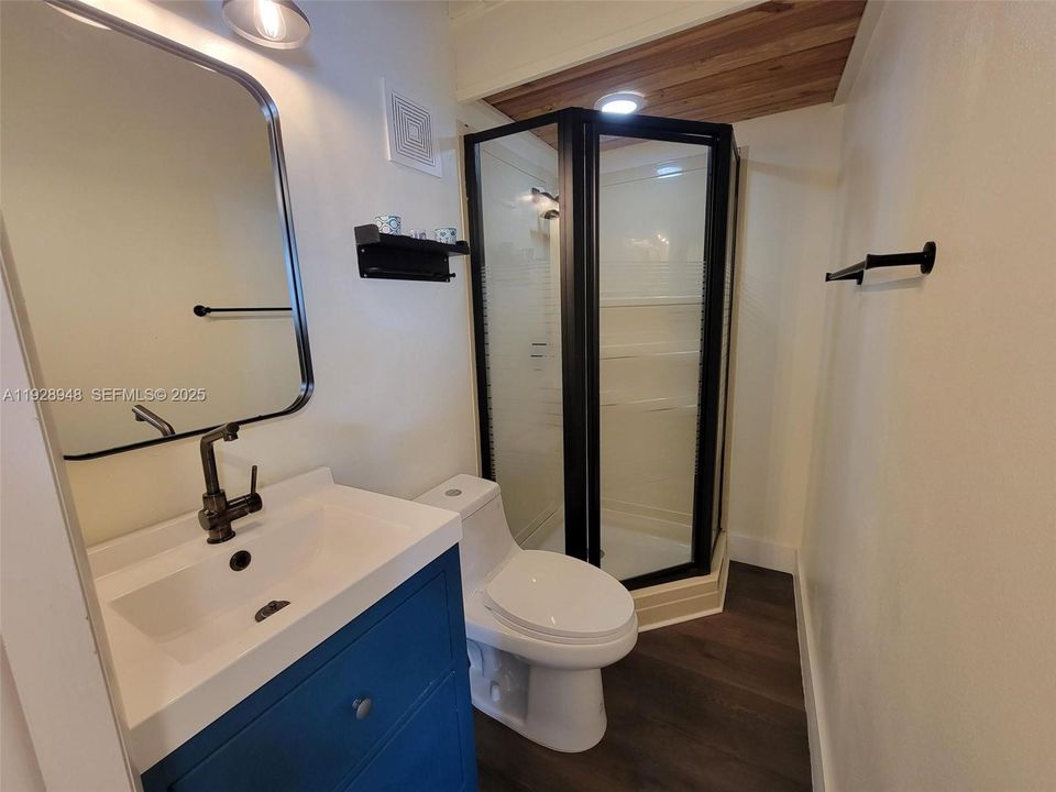 На продажу: $459,000 (2 спален, 2 ванн, 1080 Квадратных фут)