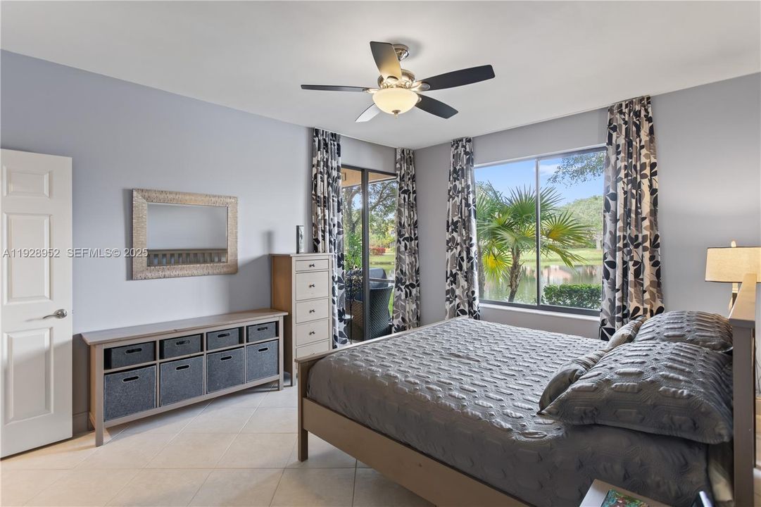 For Sale: $399,900 (2 beds, 2 baths, 1380 Square Feet)