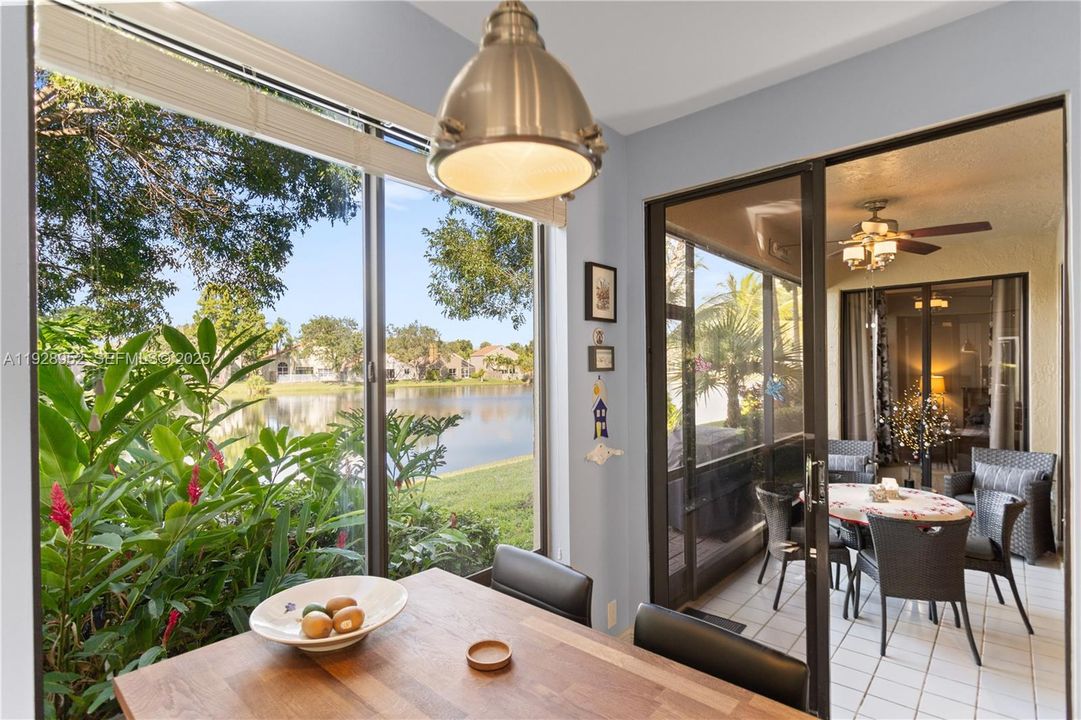 For Sale: $399,900 (2 beds, 2 baths, 1380 Square Feet)