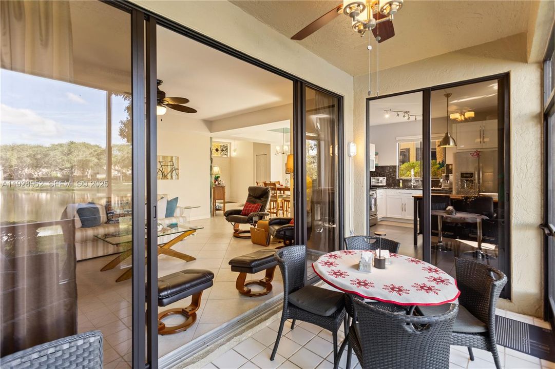 For Sale: $399,900 (2 beds, 2 baths, 1380 Square Feet)