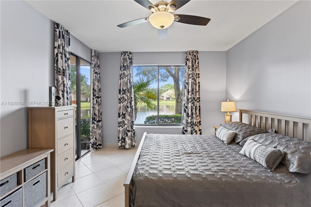 For Sale: $399,900 (2 beds, 2 baths, 1380 Square Feet)