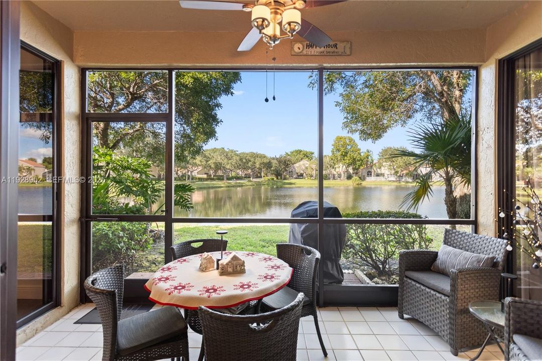 For Sale: $399,900 (2 beds, 2 baths, 1380 Square Feet)