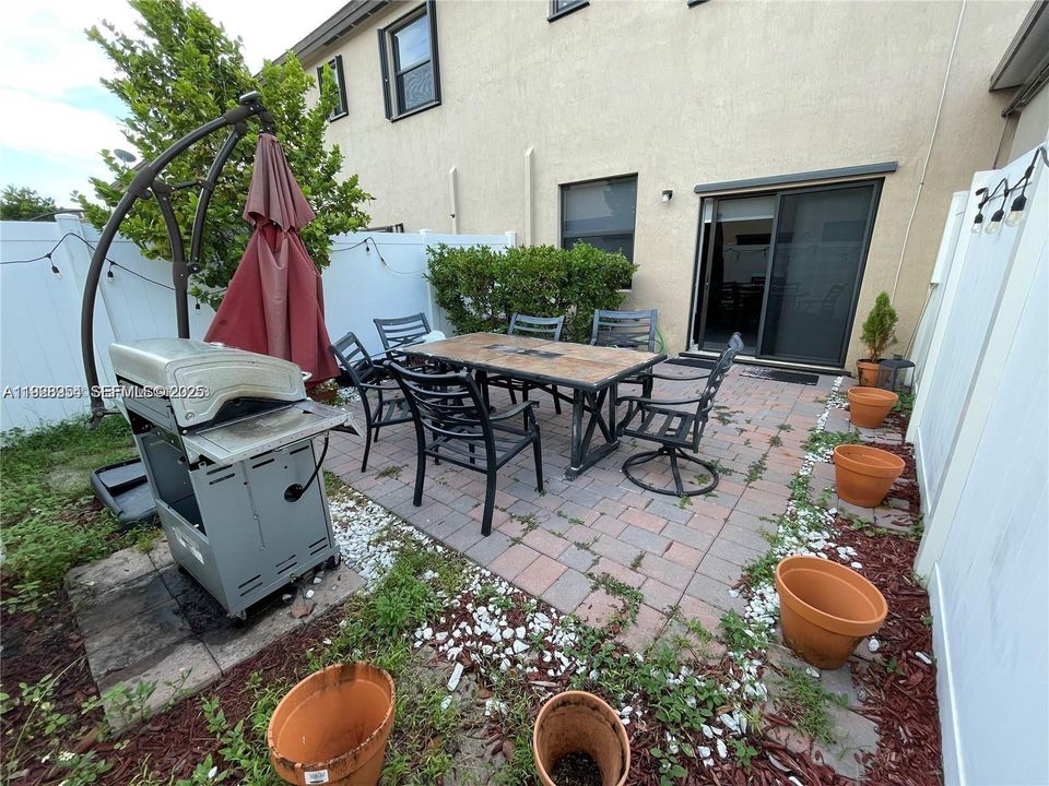 En Renta: $3,100 (3 camas, 2 baños, 1540 Pies cuadrados)