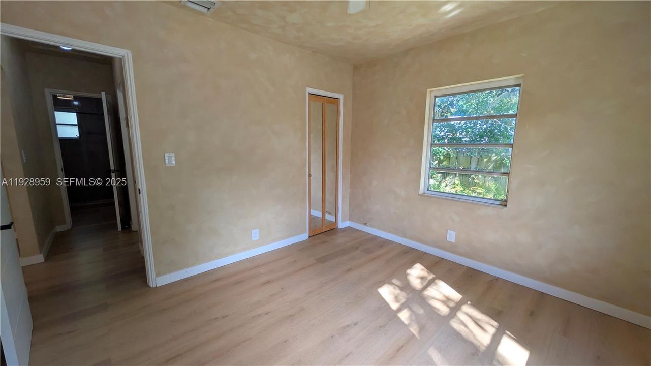 В аренду: $2,499 (2 спален, 1 ванн, 2042 Квадратных фут)