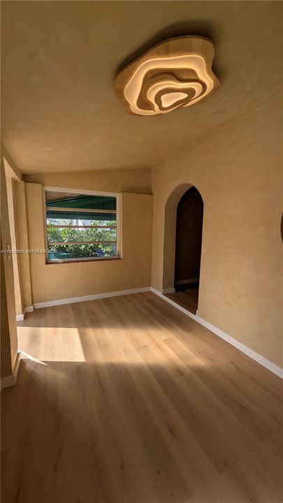 В аренду: $2,499 (2 спален, 1 ванн, 2042 Квадратных фут)