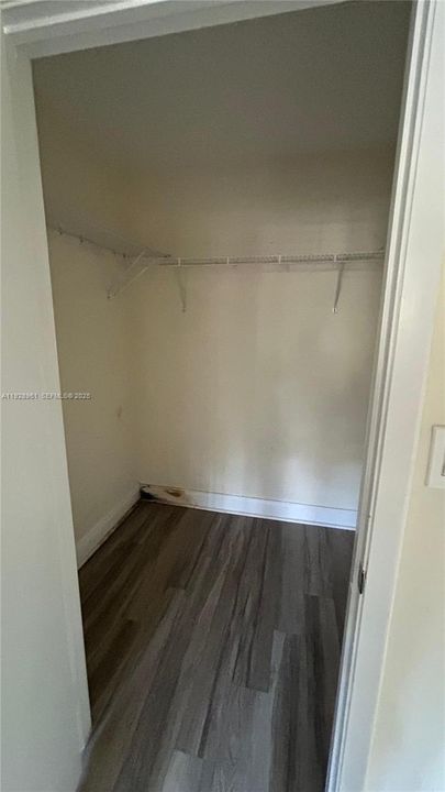 出租: $1,700 (1 贝兹, 1 浴室, 695 平方英尺)