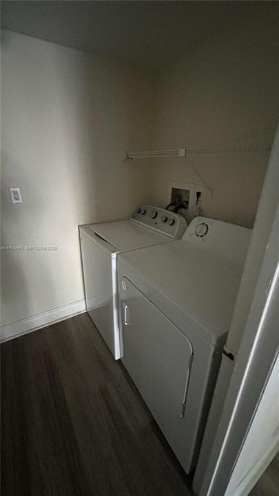 出租: $1,700 (1 贝兹, 1 浴室, 695 平方英尺)