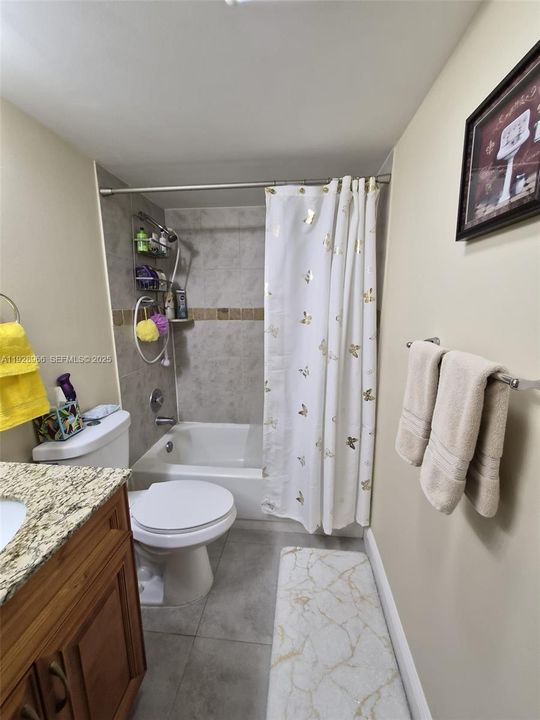 На продажу: $249,000 (2 спален, 2 ванн, 937 Квадратных фут)