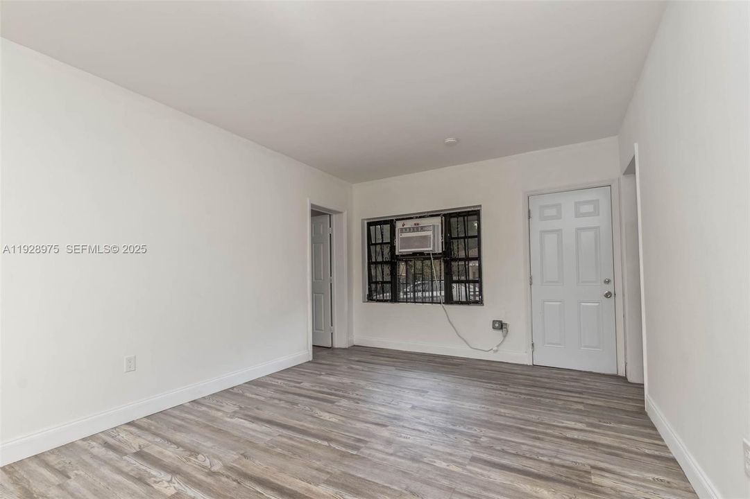 For Rent: $2,695 (3 beds, 3 baths, 1511 Square Feet)